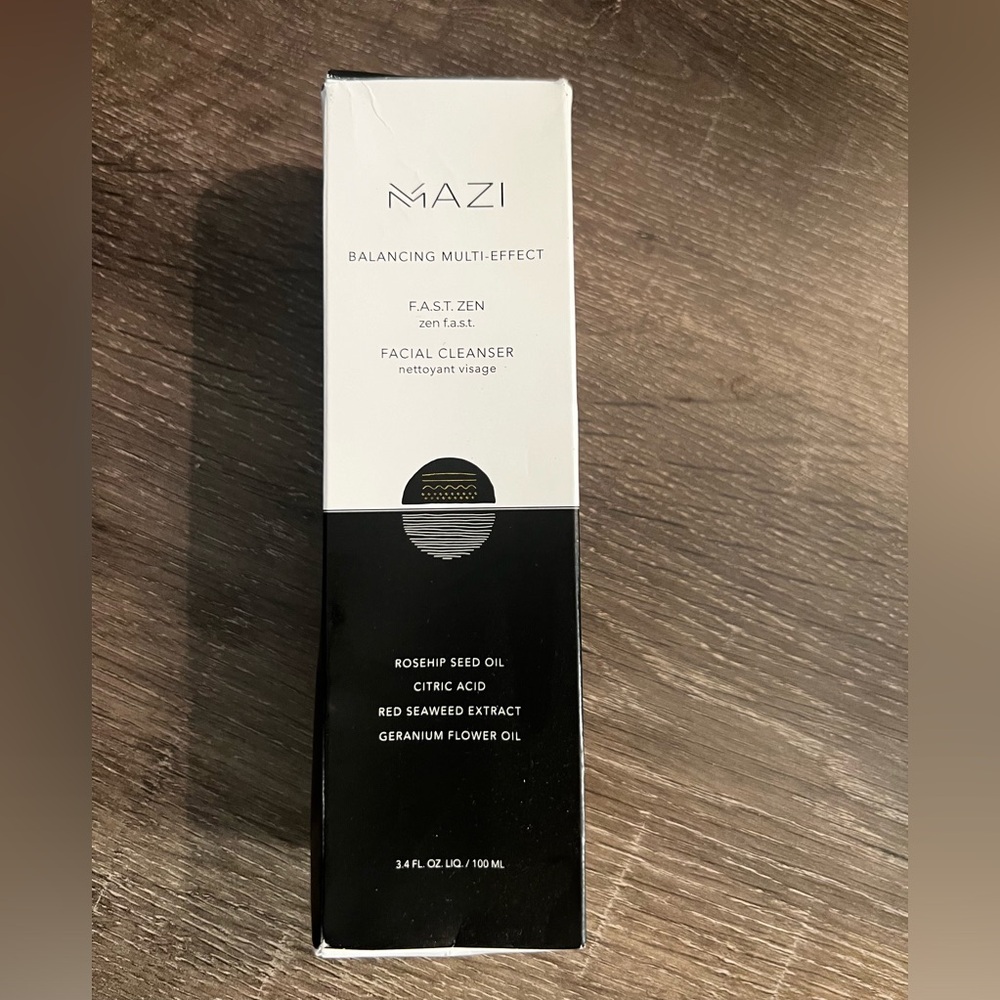 Mazi - Balancing Multi Effect Facial Cleanser